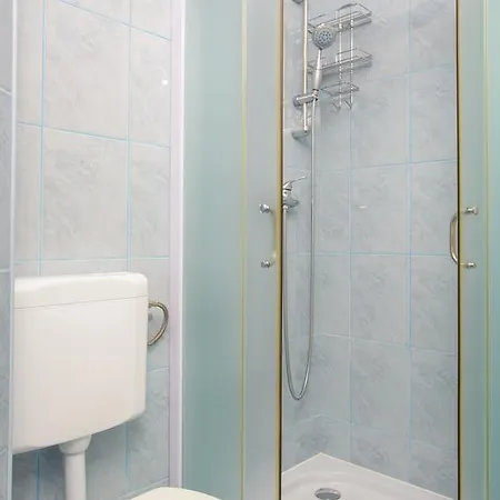 Apartment 15440b *